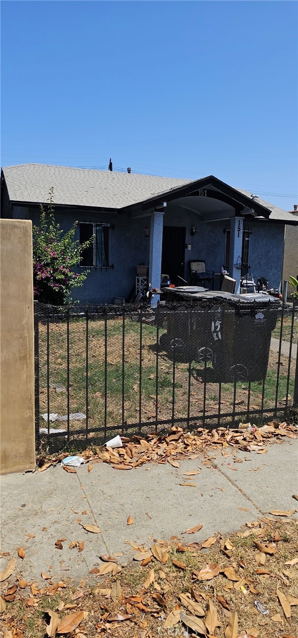 151 E 67th St, Los Angeles, CA 90003 - view of front facade