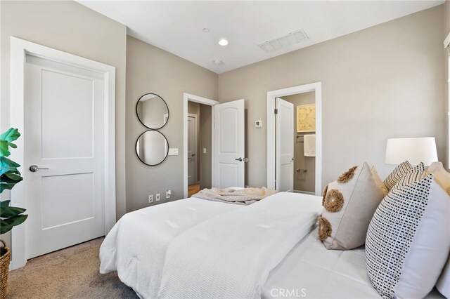 109 Alder Rdg, Lake Forest, CA 92610 - carpeted bedroom featuring ensuite bath