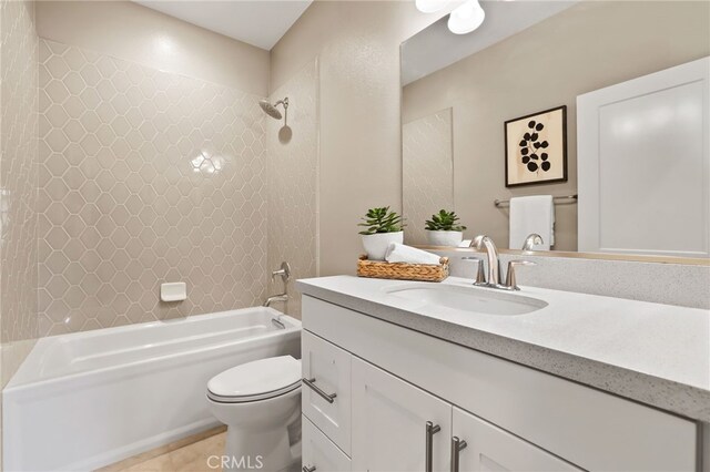 109 Alder Rdg, Lake Forest, CA 92610 - full bath with vanity, bathtub / shower combination, and tile patterned flooring