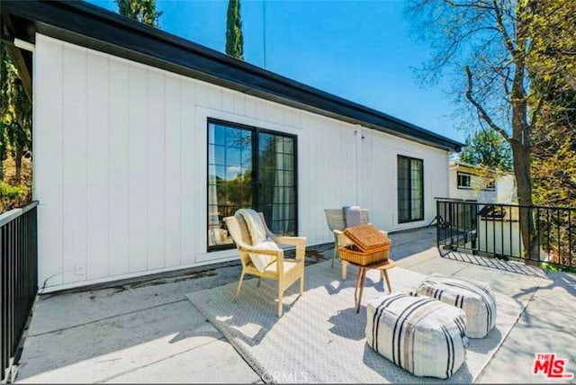 4944 Don Pio Dr, Woodland Hills, CA 91364 - photo 23