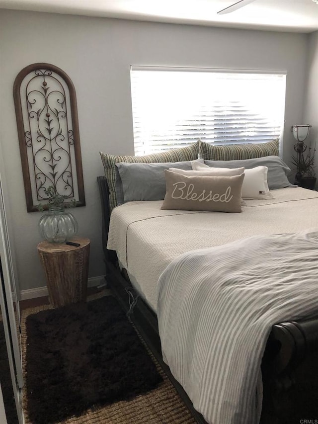 3732 Mira Pacific Dr, Oceanside, CA 92056 - bedroom with multiple windows
