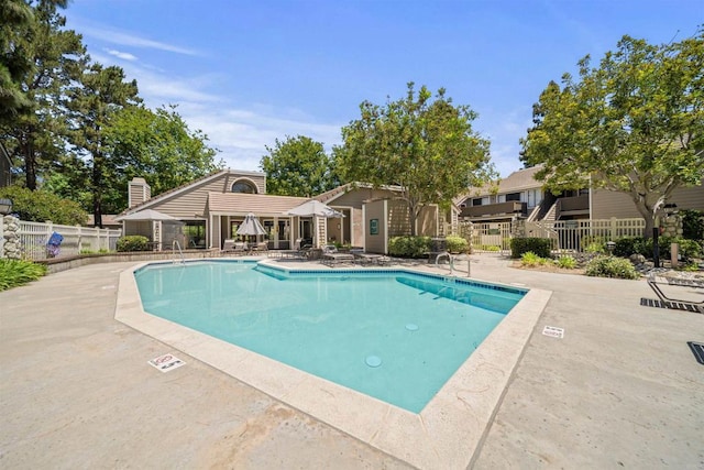 1087 Shadowridge Dr Unit 101, Vista, CA 92081 - community pool featuring a patio