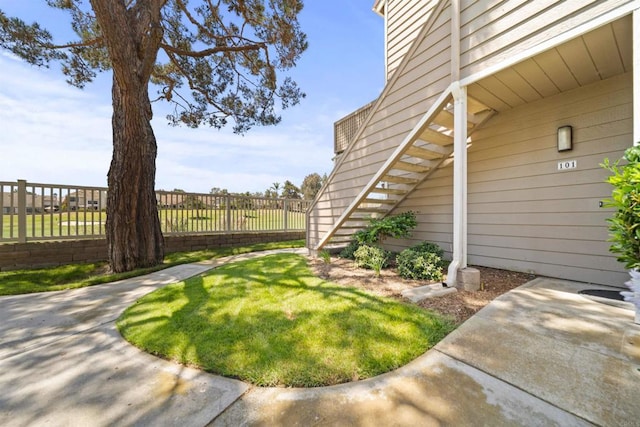 1087 Shadowridge Dr Unit 101, Vista, CA 92081 - view of yard
