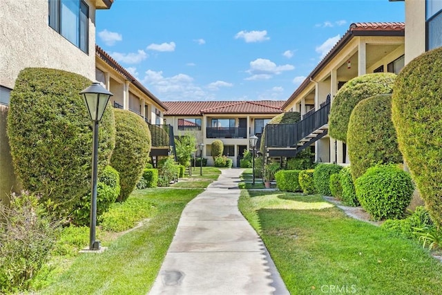 43195 Andrade Ave Unit K, Hemet, CA 92544 - view of property's community with a lawn and a residential view