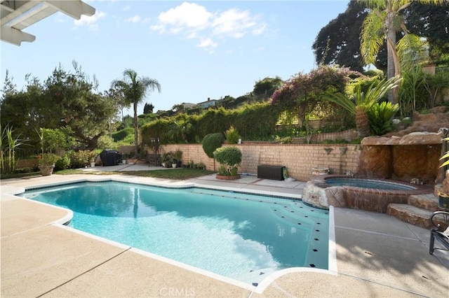 439 Acaso Dr, Walnut, CA 91789 - view of pool with an in-ground hot tub, a patio area, and a fenced backyard
