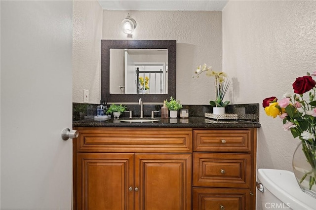 439 Acaso Dr, Walnut, CA 91789 - half bath featuring a textured wall and vanity