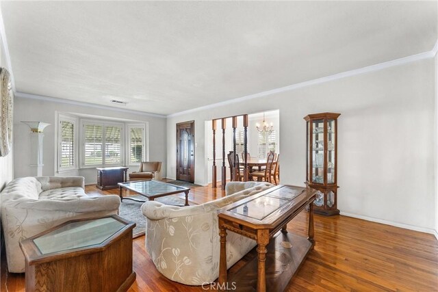 11004 S Van Ness Ave, Los Angeles, CA 90047 - photo 11