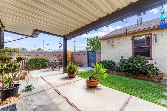 11004 S Van Ness Ave, Los Angeles, CA 90047 - photo 38