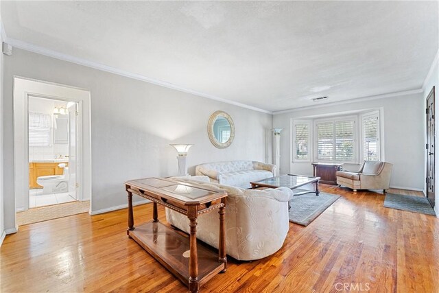 11004 S Van Ness Ave, Los Angeles, CA 90047 - photo 10