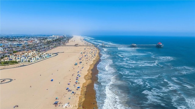 17342 Almelo Ln, Huntington Beach, CA 92649 - bird's eye view of expansive beach