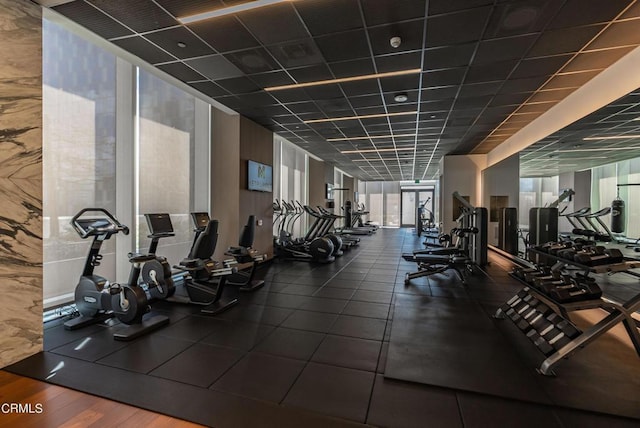 889 Francisco St Unit 802, Los Angeles, CA 90017 - workout area with a wall of windows