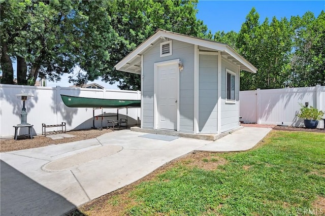 1365 Kroonen Dr, Corona, CA 92882 - view of shed featuring a fenced backyard