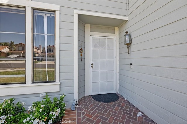 1365 Kroonen Dr, Corona, CA 92882 - entrance to property