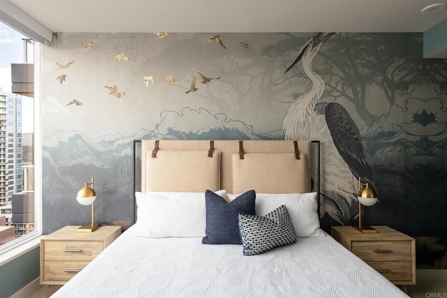 1325 Pacific Hwy Unit 2106, San Diego, CA 92101 - bedroom with wallpapered walls and baseboards