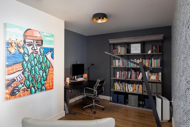1325 Pacific Hwy Unit 2106, San Diego, CA 92101 - home office featuring wood finished floors and baseboards