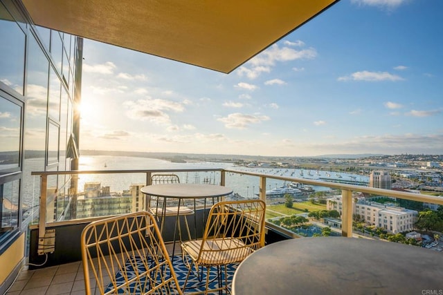 1325 Pacific Hwy Unit 2106, San Diego, CA 92101 - balcony featuring a water view and a city view