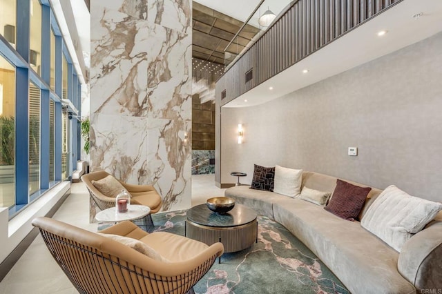 1325 Pacific Hwy Unit 2106, San Diego, CA 92101 - living room with a towering ceiling and recessed lighting