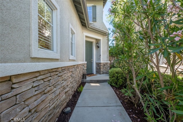 4892 Borders St, Simi Valley, CA 93063 - property entrance featuring stone siding and stucco siding