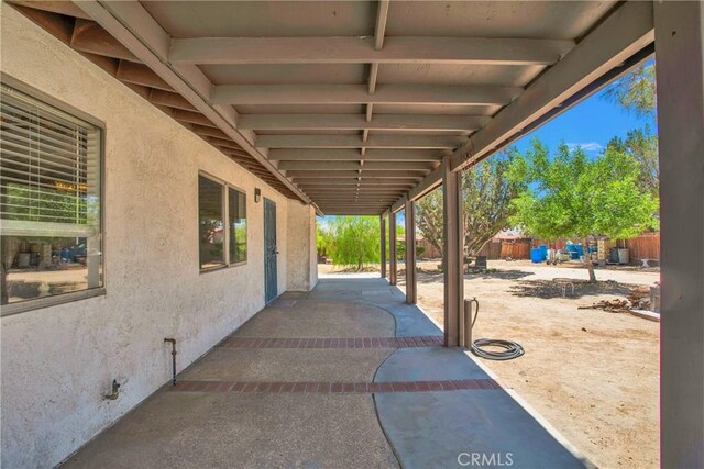7165 Lyons Ave, Hesperia, CA 92345 - view of patio