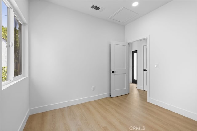 542 N Keystone St, Burbank, CA 91506 - empty room with light wood-style flooring, healthy amount of natural light, and recessed lighting