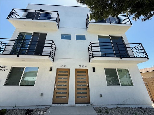 5836 Ernest Ave, Los Angeles, CA 90034 - view of building exterior