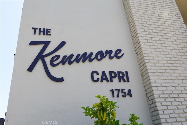 1754 N Kenmore Ave Unit 201, Los Angeles, CA 90027 - exterior view of brick siding