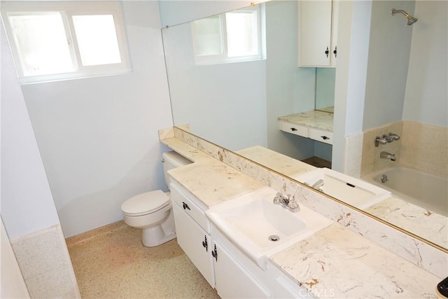 1754 N Kenmore Ave Unit 201, Los Angeles, CA 90027 - full bathroom featuring healthy amount of natural light, a bathtub, and vanity