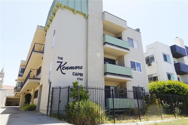 1754 N Kenmore Ave Unit 201, Los Angeles, CA 90027 - view of apartment building / complex
