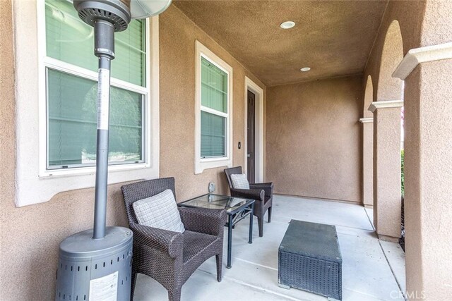 17122 Broken Rock Ct, Riverside, CA 92503 - view of patio