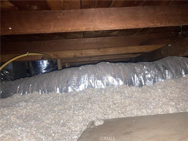 907 E Poppyfields Dr E, Altadena, CA 91001 - view of unfinished attic