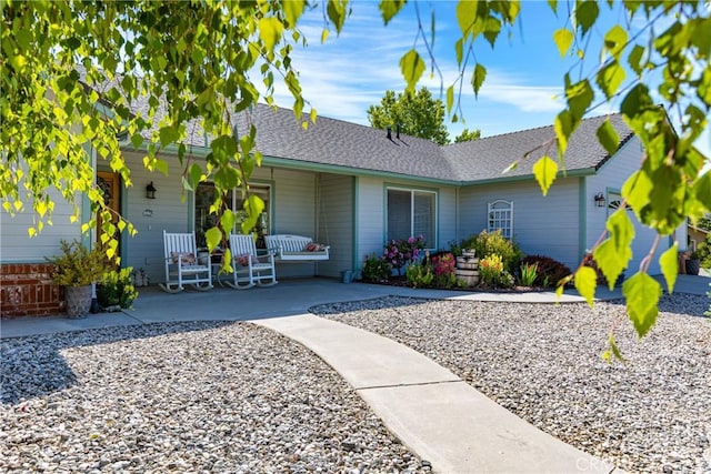 23220 Lakeview Dr, Tehachapi, CA 93561 - single story home with covered porch and a shingled roof