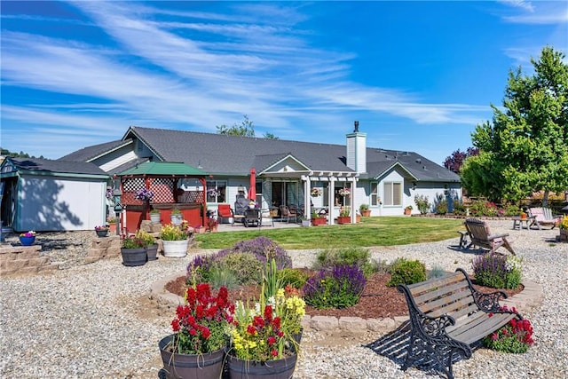 23220 Lakeview Dr, Tehachapi, CA 93561 - back of house with a pergola, a patio, and a yard
