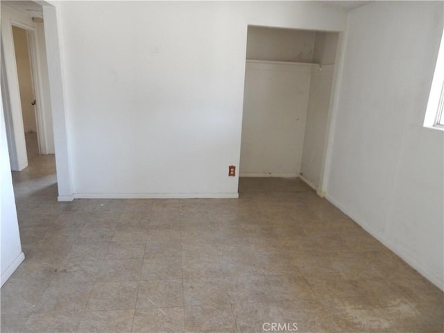 3250 Apple Ave, Jurupa Valley, CA 92509 - unfurnished bedroom featuring a closet