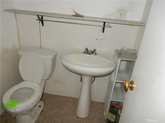 3250 Apple Ave, Jurupa Valley, CA 92509 - bathroom with toilet and tile patterned floors