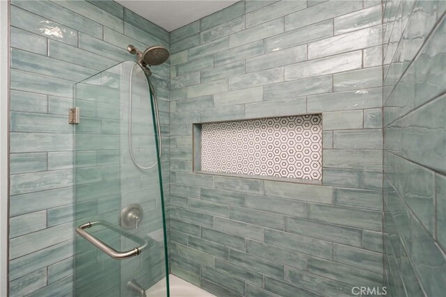 24 Spicewood Way, Irvine, CA 92612 - bathroom with a shower stall