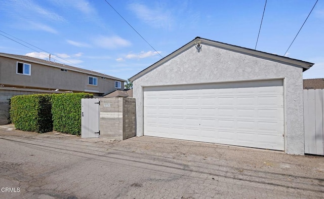 324 N J St, Oxnard, CA 93030 - detached garage featuring a gate