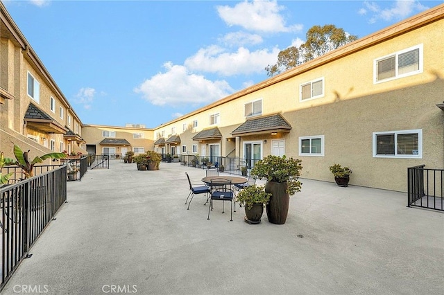 5224 Denny Ave Unit 209, North Hollywood, CA 91601 - view of patio featuring a residential view
