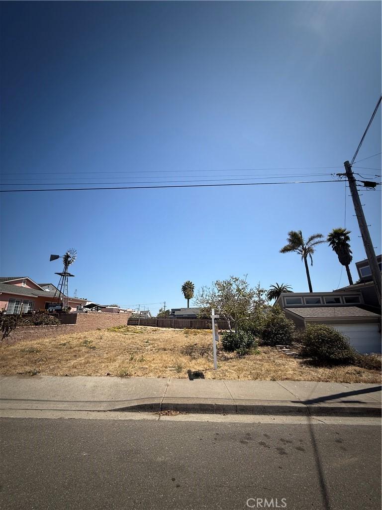 712 Newport, Grover Beach, CA 93433