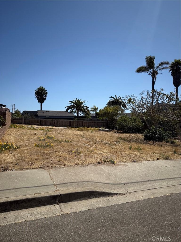 712 Newport, Grover Beach, CA 93433