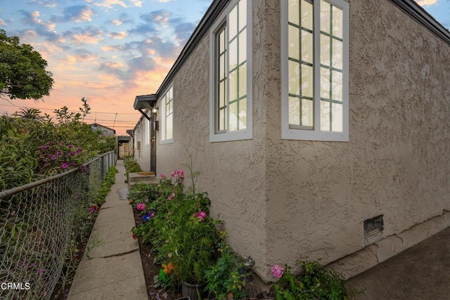 136 N Garfield Ave, Oxnard, CA 93030 - view of side of property featuring stucco siding