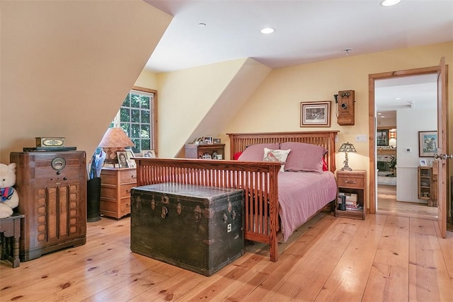 28971 N Shore Rd, Lake Arrowhead, CA 92352 - bedroom with light wood-type flooring and recessed lighting