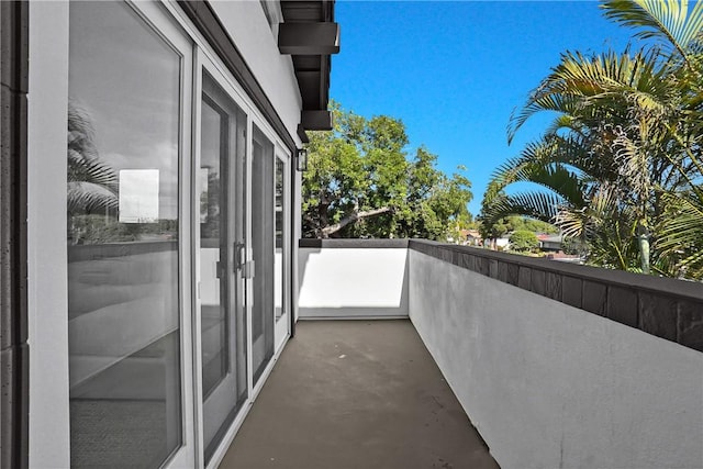 3119 Gibraltar Ave, Costa Mesa, CA 92626 - view of balcony