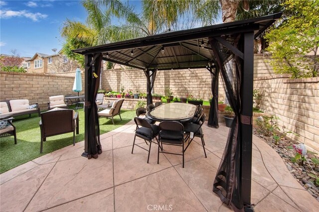 28225 Clementine Dr, Saugus, CA 91350 - photo 21
