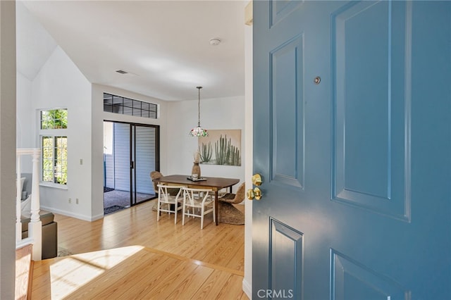 407 Mountain Laurel Ct, Mountain View, CA 94043 - foyer entrance featuring light wood-style flooring and baseboards