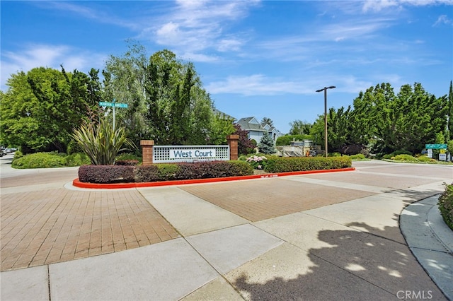 407 Mountain Laurel Ct, Mountain View, CA 94043 - view of community / neighborhood sign