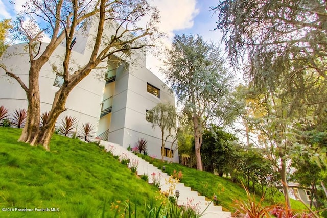 940 Burleigh Dr, Pasadena, CA 91105 - view of property