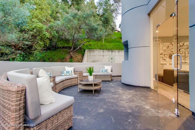 940 Burleigh Dr, Pasadena, CA 91105 - view of patio with an outdoor living space