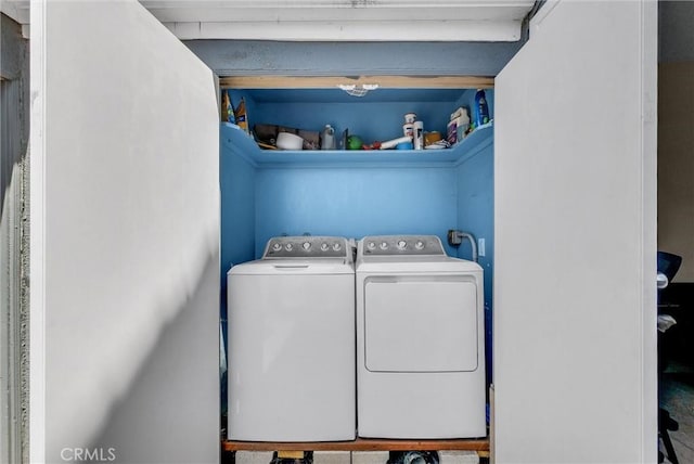 195 Morristown Ln, Costa Mesa, CA 92626 - laundry area featuring separate washer and dryer