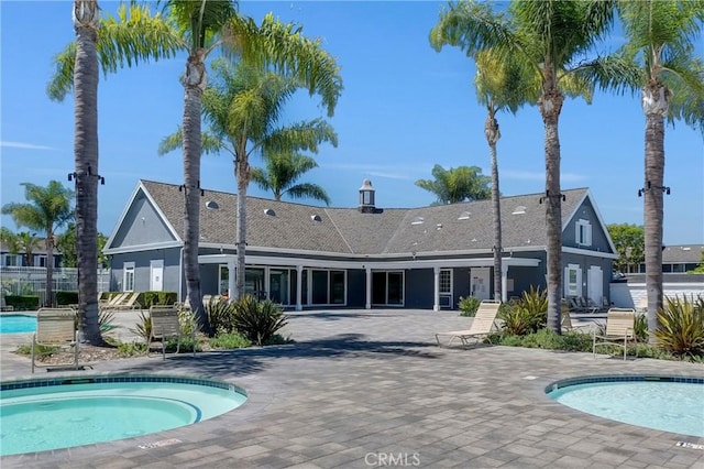 195 Morristown Ln, Costa Mesa, CA 92626 - community pool with a patio