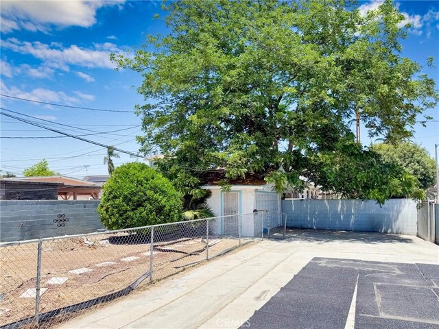 1201 W 47th St, Los Angeles, CA 90037 - photo 23